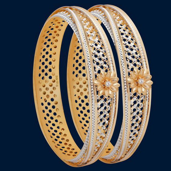 22KT/ 916 Gold plain CNC cutting flower bangle for ladies
