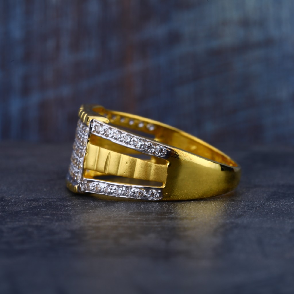 Mens Exclusive 916 Gold Light Weight Cz Ring-MR70