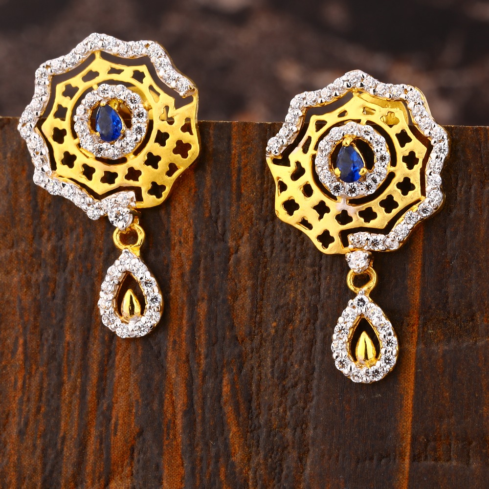 Buy quality 916 Gold CZ Designer Ladies Earring LFE418 in Ahmedabad