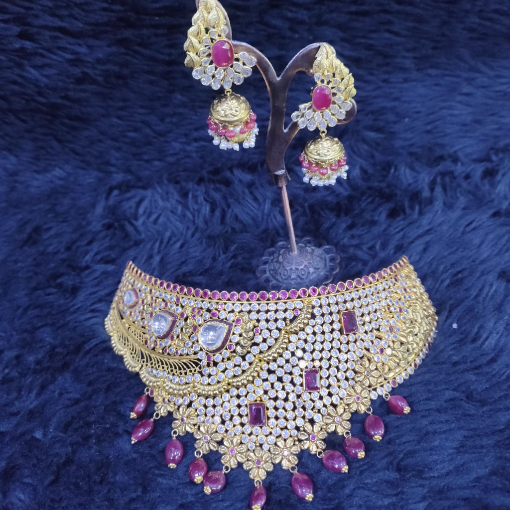 18KT/750 Yellow Gold Antique Wedding Yashi Choker Set