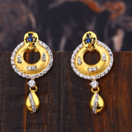 Buy quality 22 carat gold round ladies earrings RH-LE363 in Ahmedabad