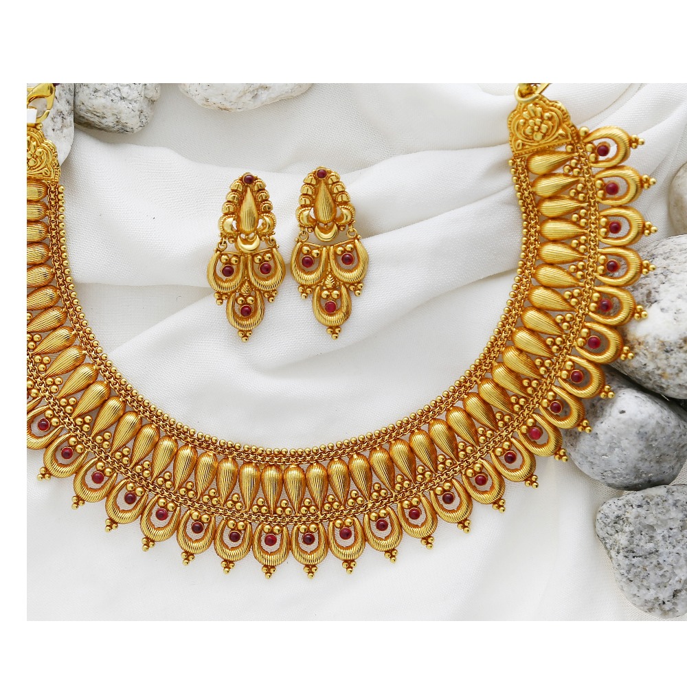 Bridal jewellery gold necklace set design