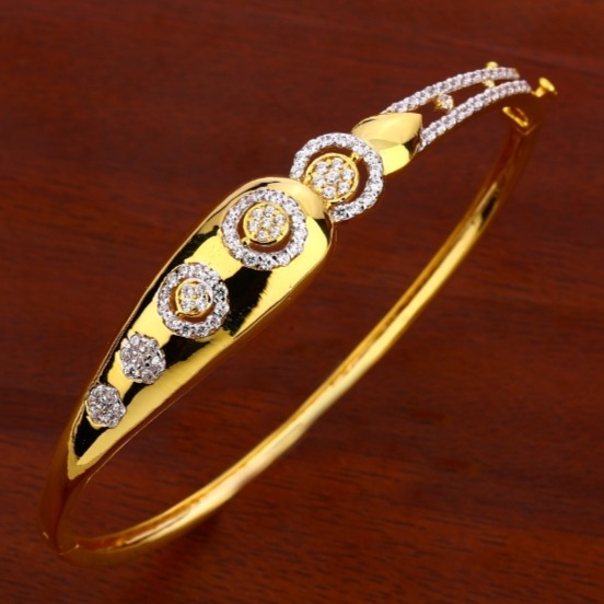 22 carat gold ladies kada bracelet RH-LB166