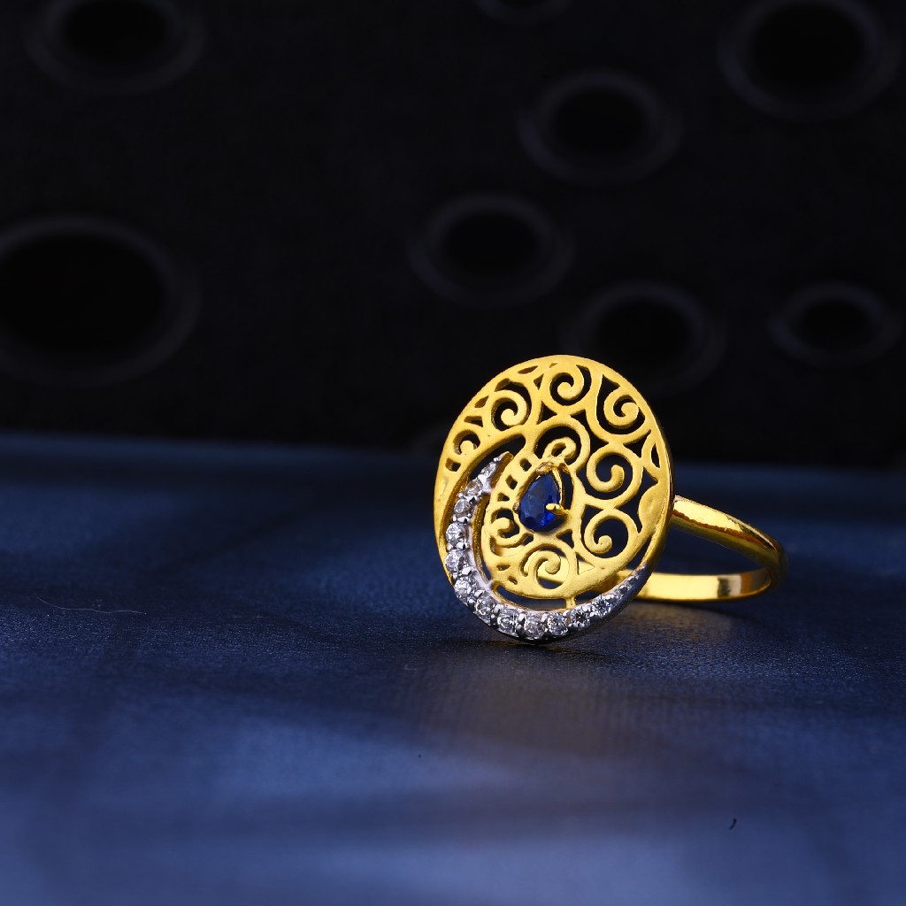 22kt Gold Designer Ladies Ring LR109
