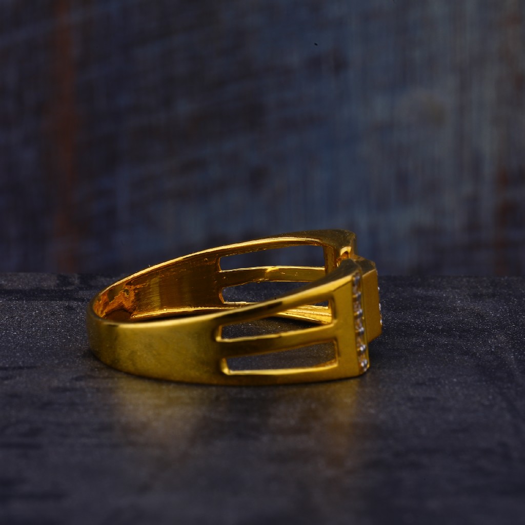 916 Gold Hallmark Mens Designer Ring MR564