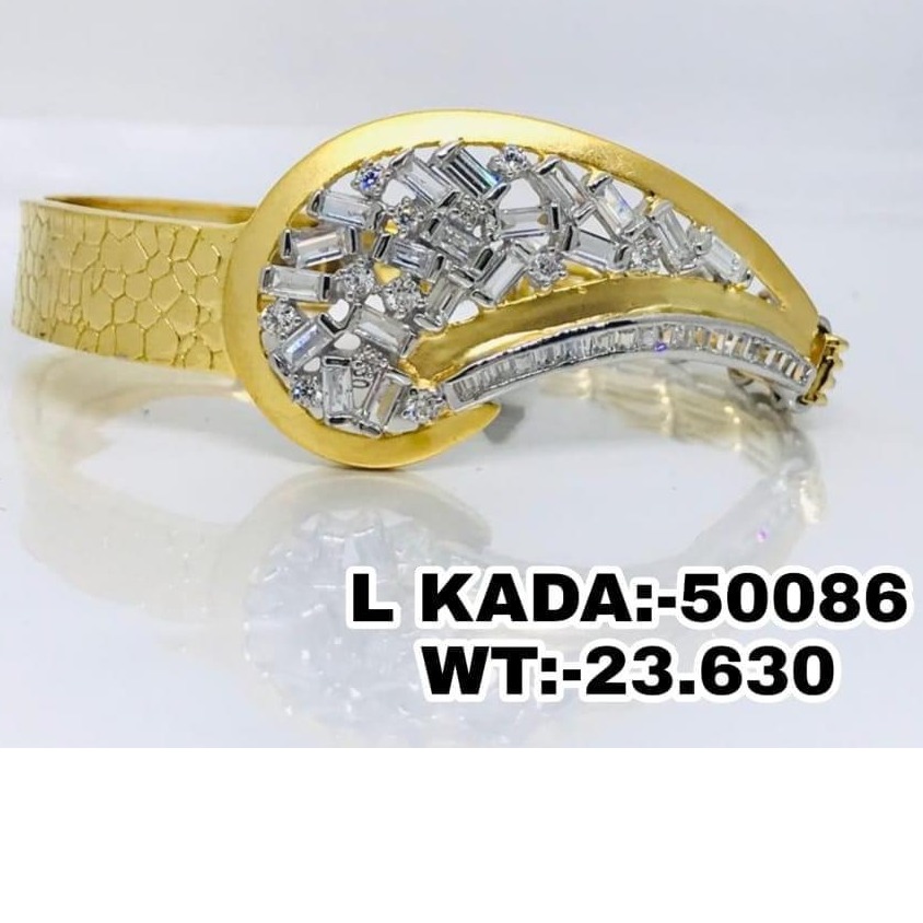 916 Gold white Stone Classic Ladies Kada Braslect RH-LB20