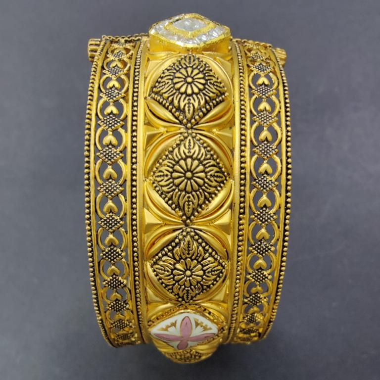 Antique on sale design bangles