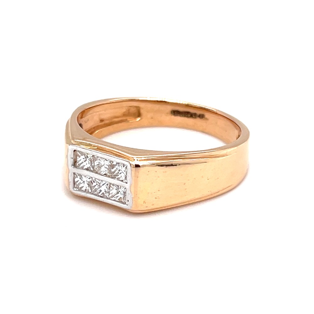 Princess cut diamonds used in classic design for gents ring