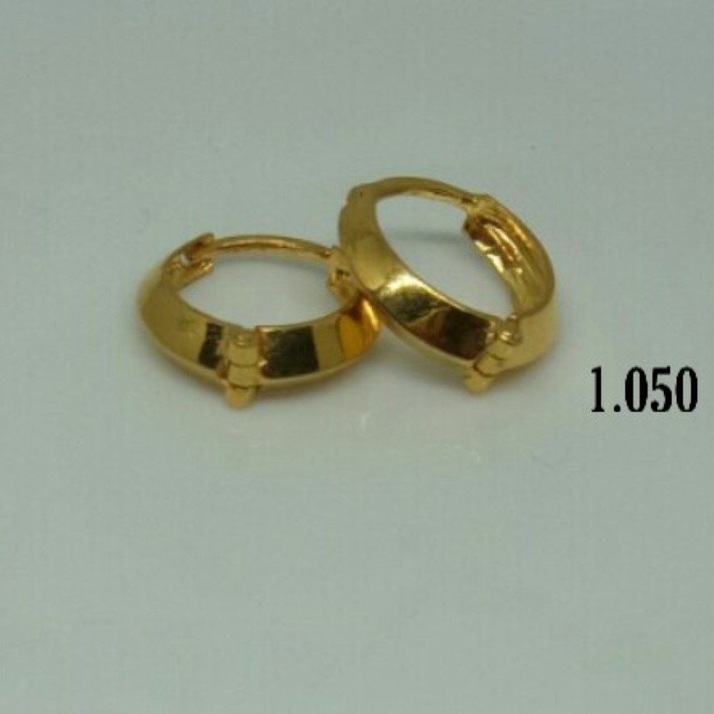18K Gold Classic Plain Earrings