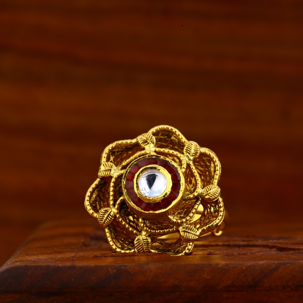 22kt Gold Antique Ring LAR76