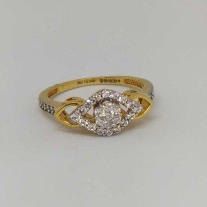 18 Kt Gold Ladies Branded Ring