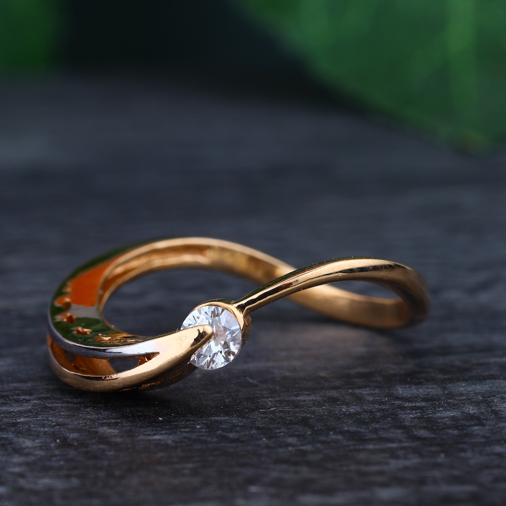 An Antique One Stone Diamond ring