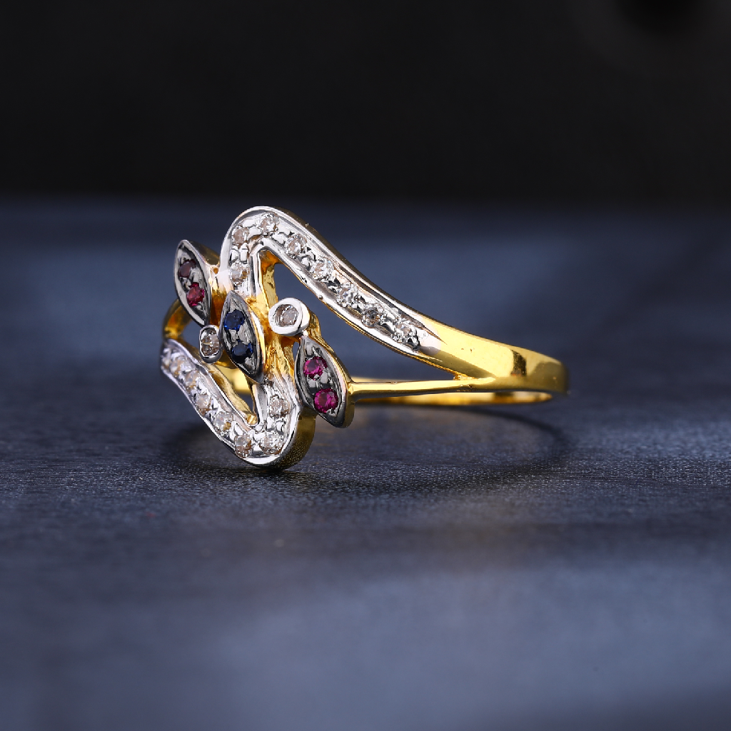 Buy quality 22CT Gold CZ Fancy Ladies Ring LR1132 in Ahmedabad