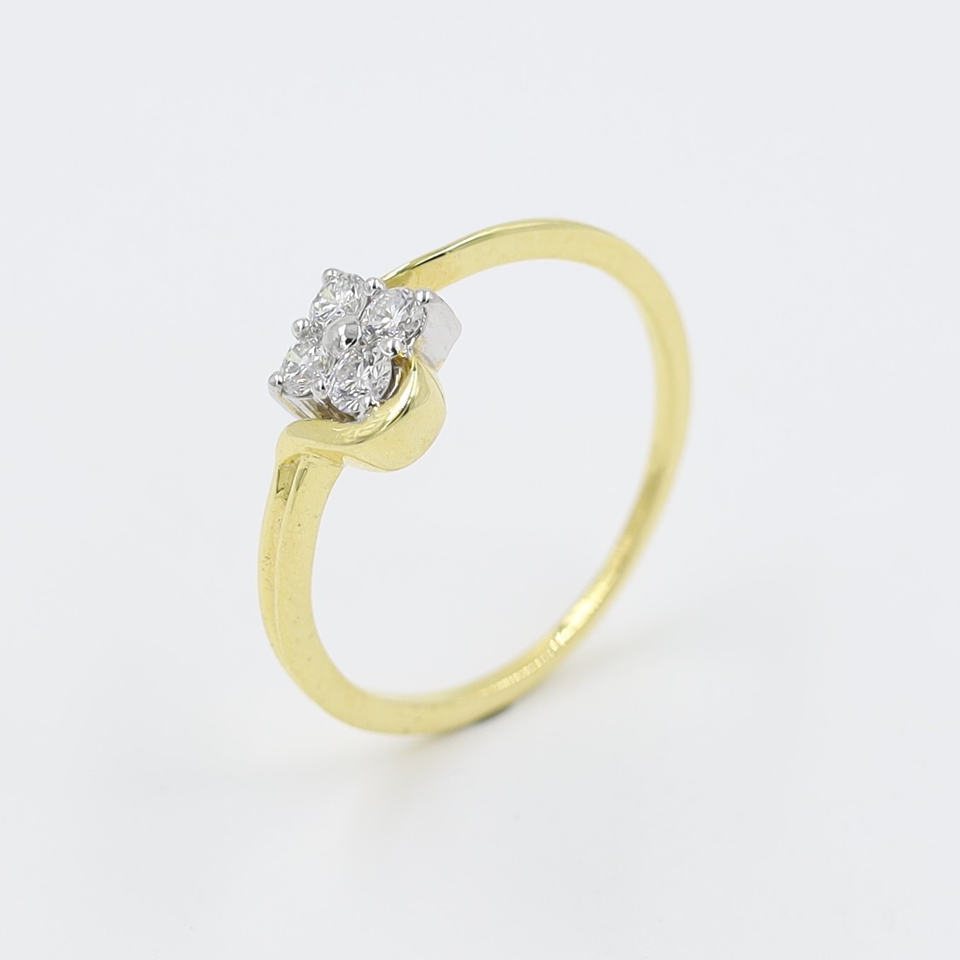 14Kt Yellow Gold Fansy Delicate Ring For Women