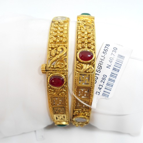 916 Gold Antique Red Stone Lock Bangle For Bridal RHJ-5678