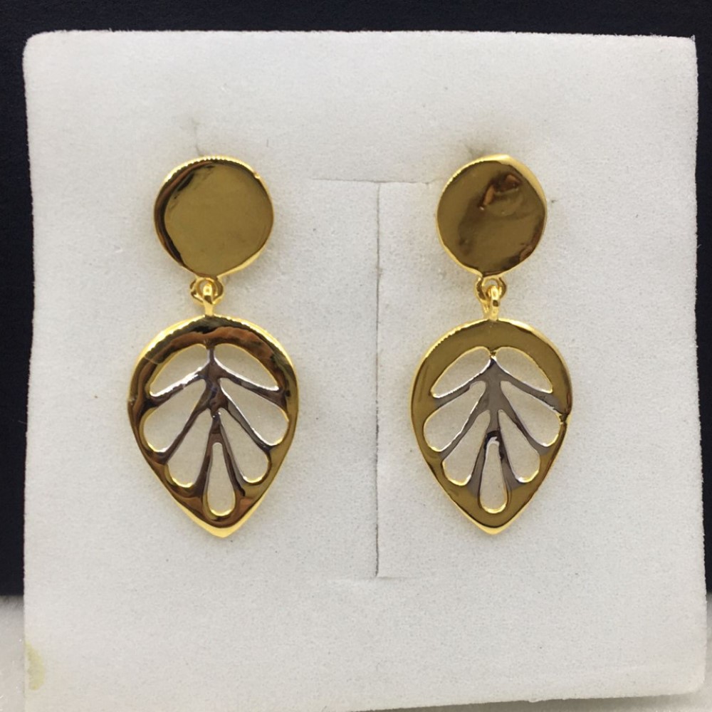 18k Yellow Gold Fine Design Earrings