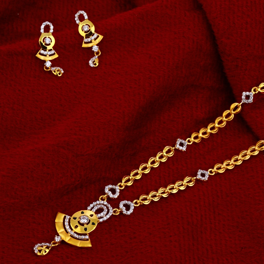 916 Gold Fancy  Chain  Necklace CN92