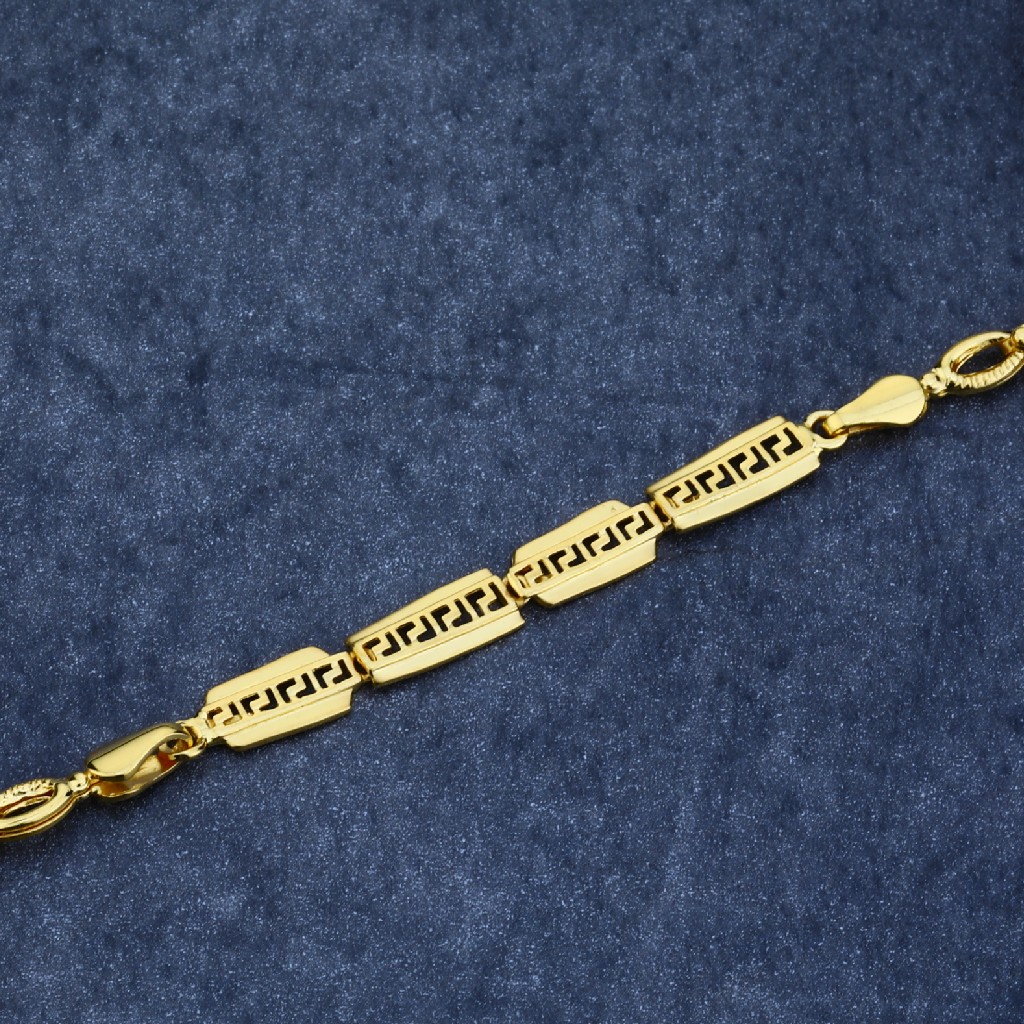 916 Gold Exclusive Designer Bracelet LPBR03