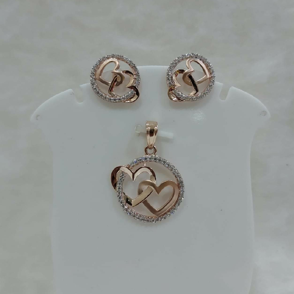 18 carat rose gold diamond pendant set