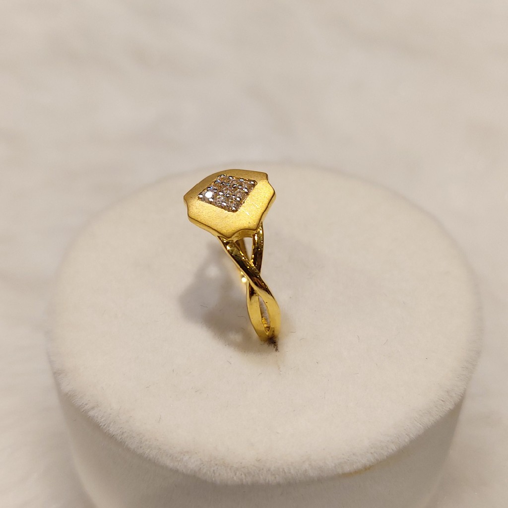 Ladies Rings
