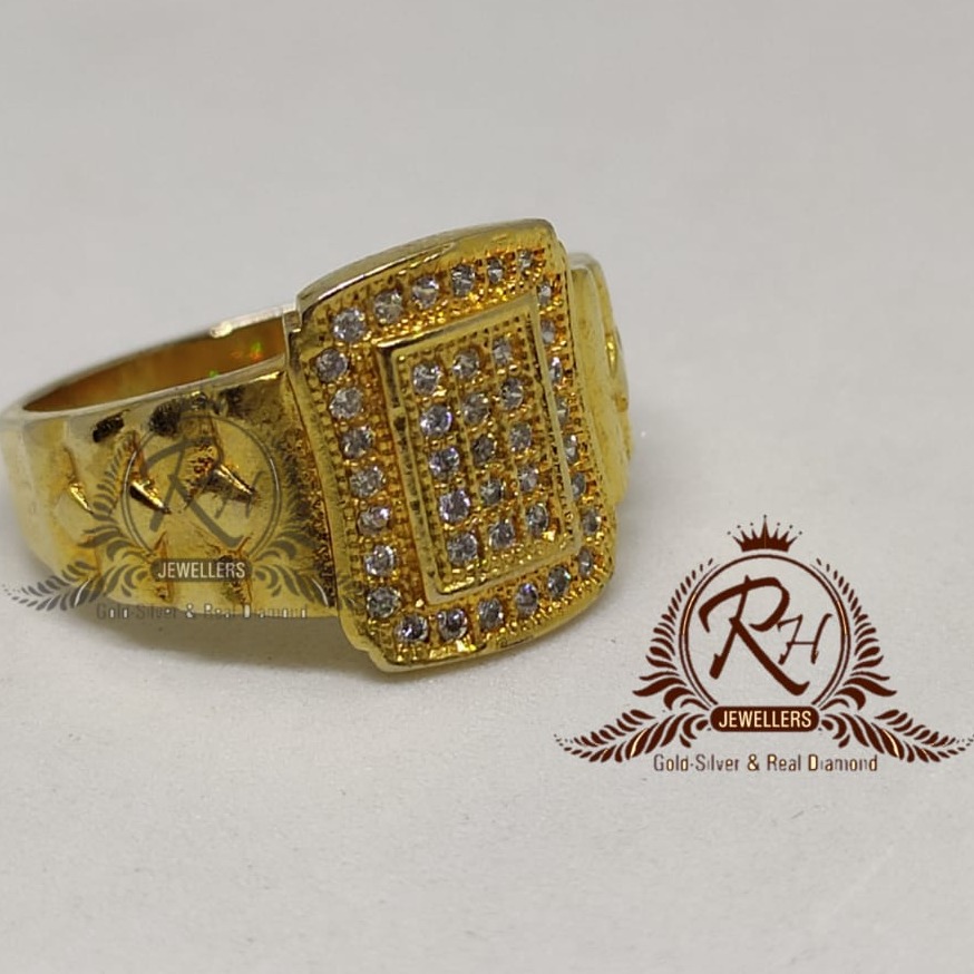 22 carat gold gents engle diamond ring RH-GR909