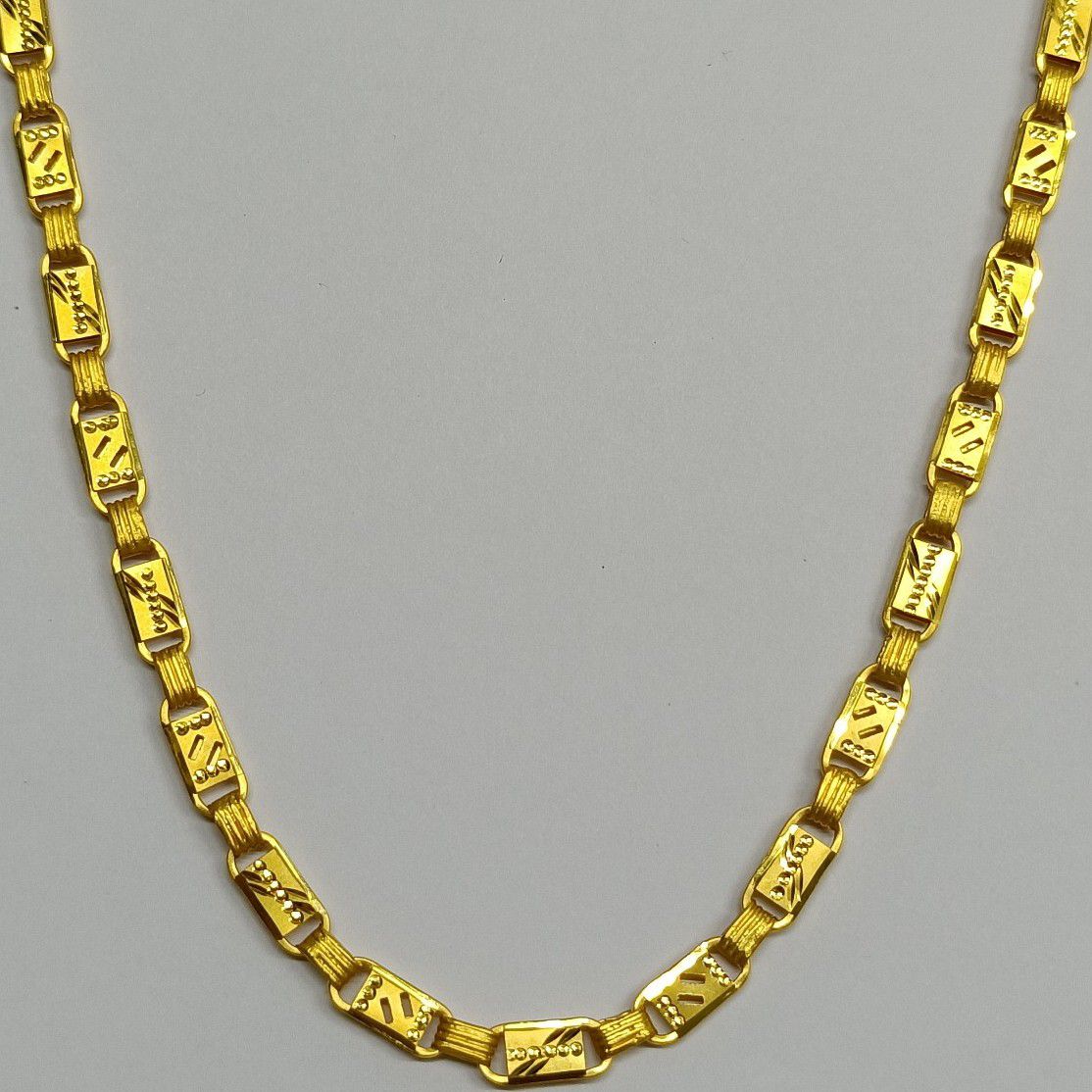916 Gold Hollow Gents Chain