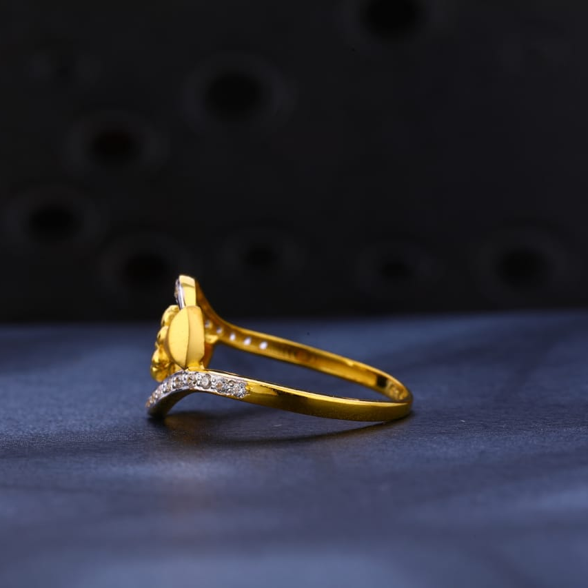 916 Gold CZ Exclusive Ladies Ring LR1140
