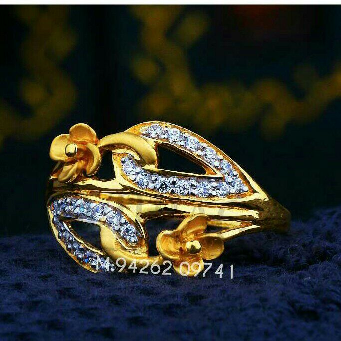 Buy quality 22 carat gold ladies fancy single stone rings RH-LR626 in  Ahmedabad