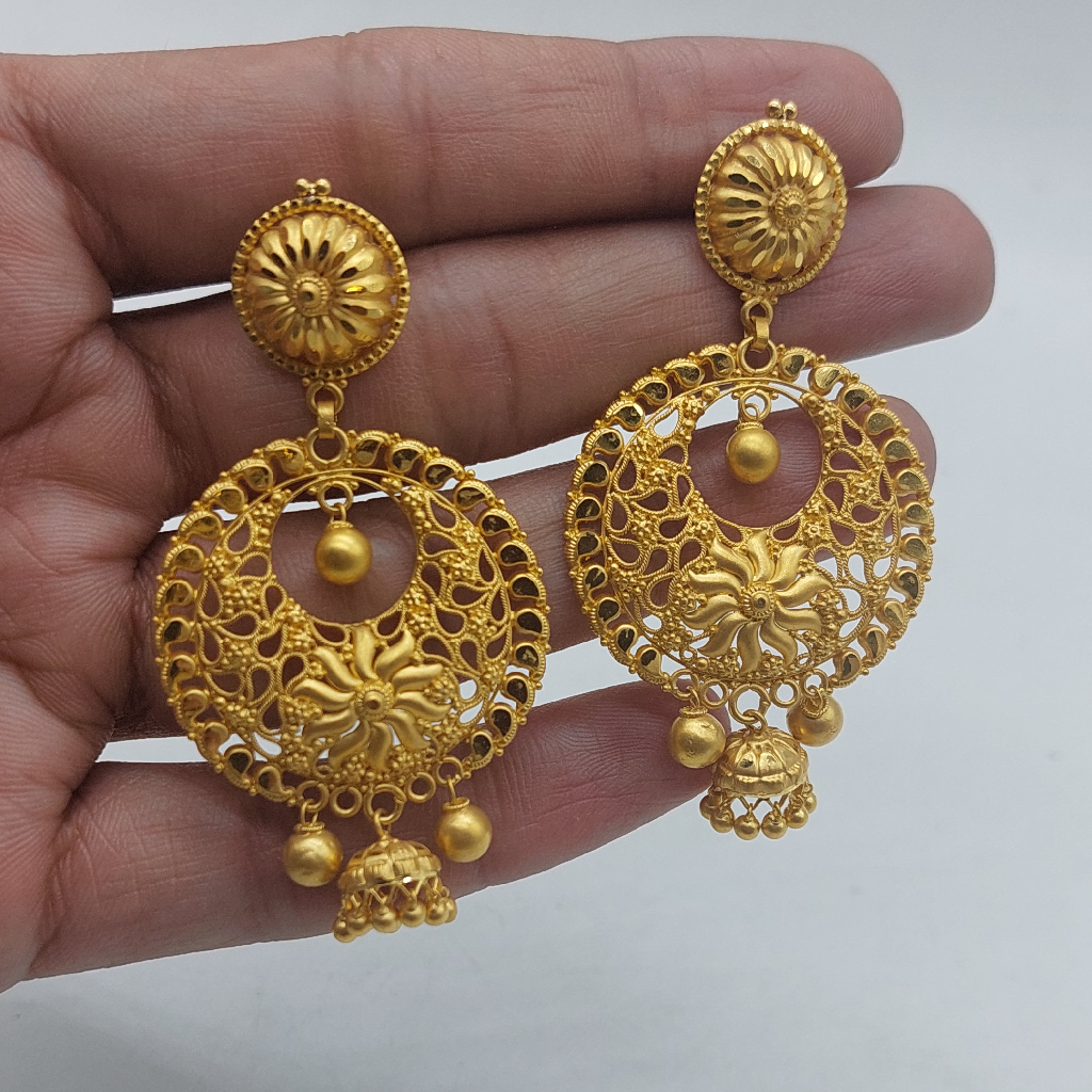 Gold Traditional earrings