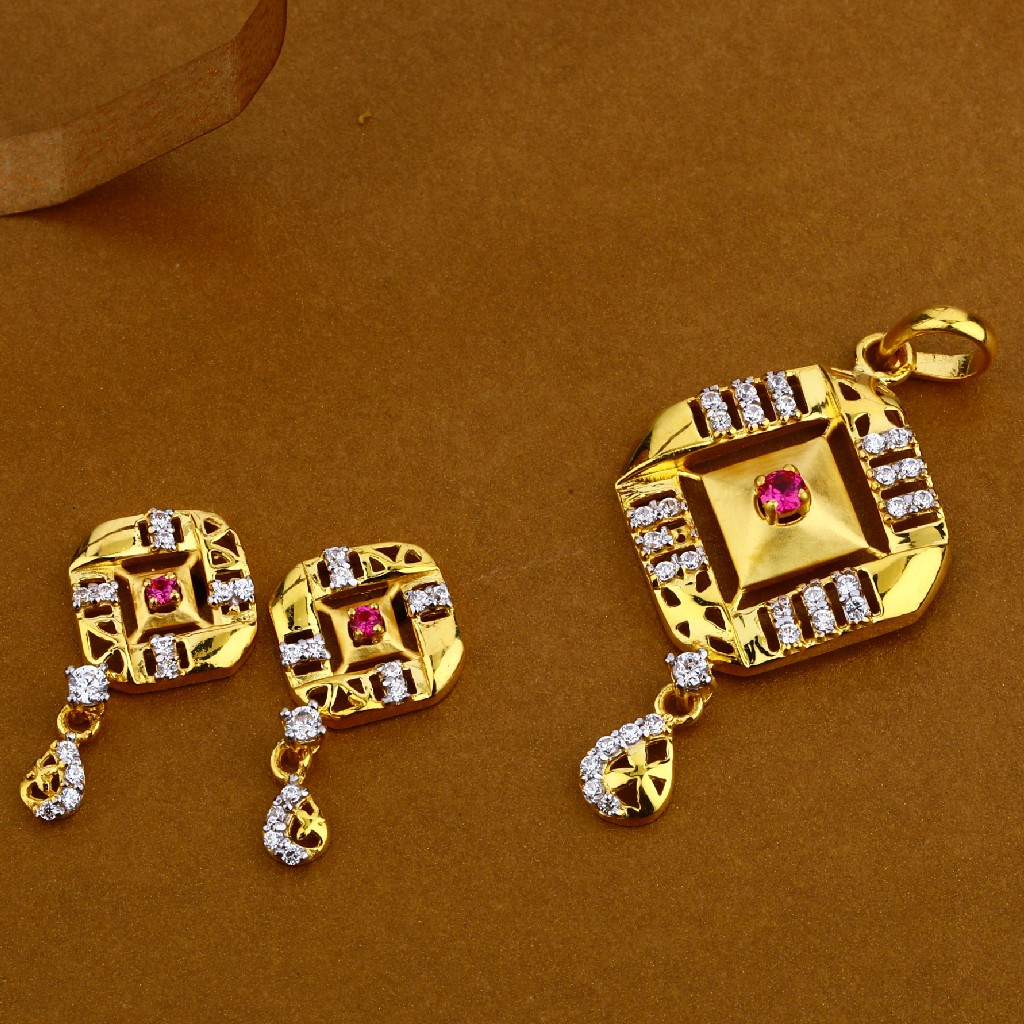 22kt gold hallmark exclusive ladies pendant set fsp53