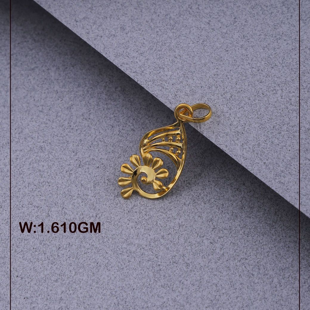 916 Gold Classic Peacock Design Pendant