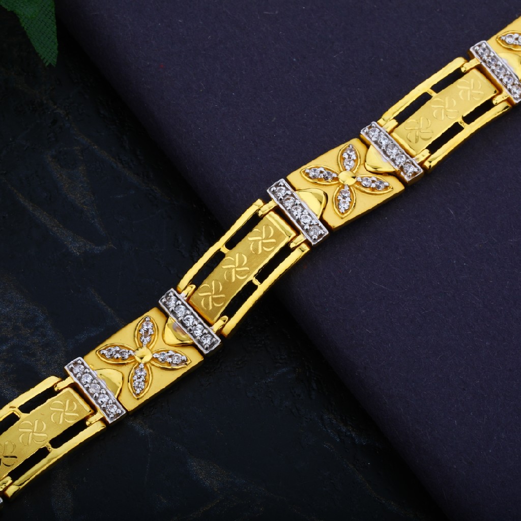 Mens Daily Wear Gold Casting 916 Cz Bracelet-MCB10