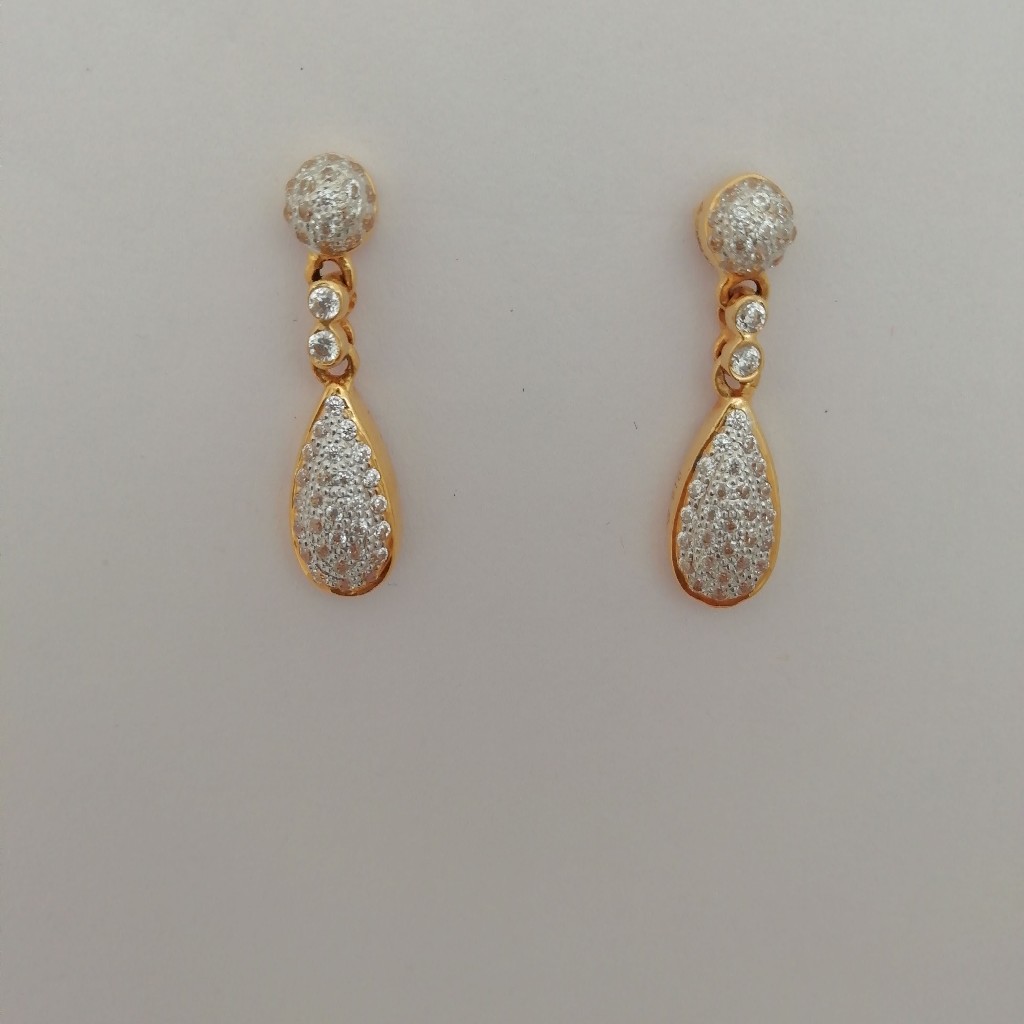 Buy quality 916 gold fancy earrings in Ahmedabad