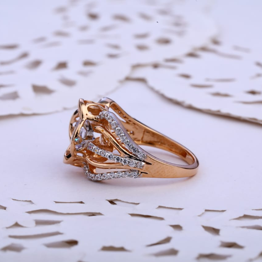 Buy quality 18KT Rose Gold Hallmark Ladies Ring RLR705 in Ahmedabad