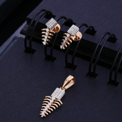 18 carat rose gold traditional ladies pendants set RH-PS459
