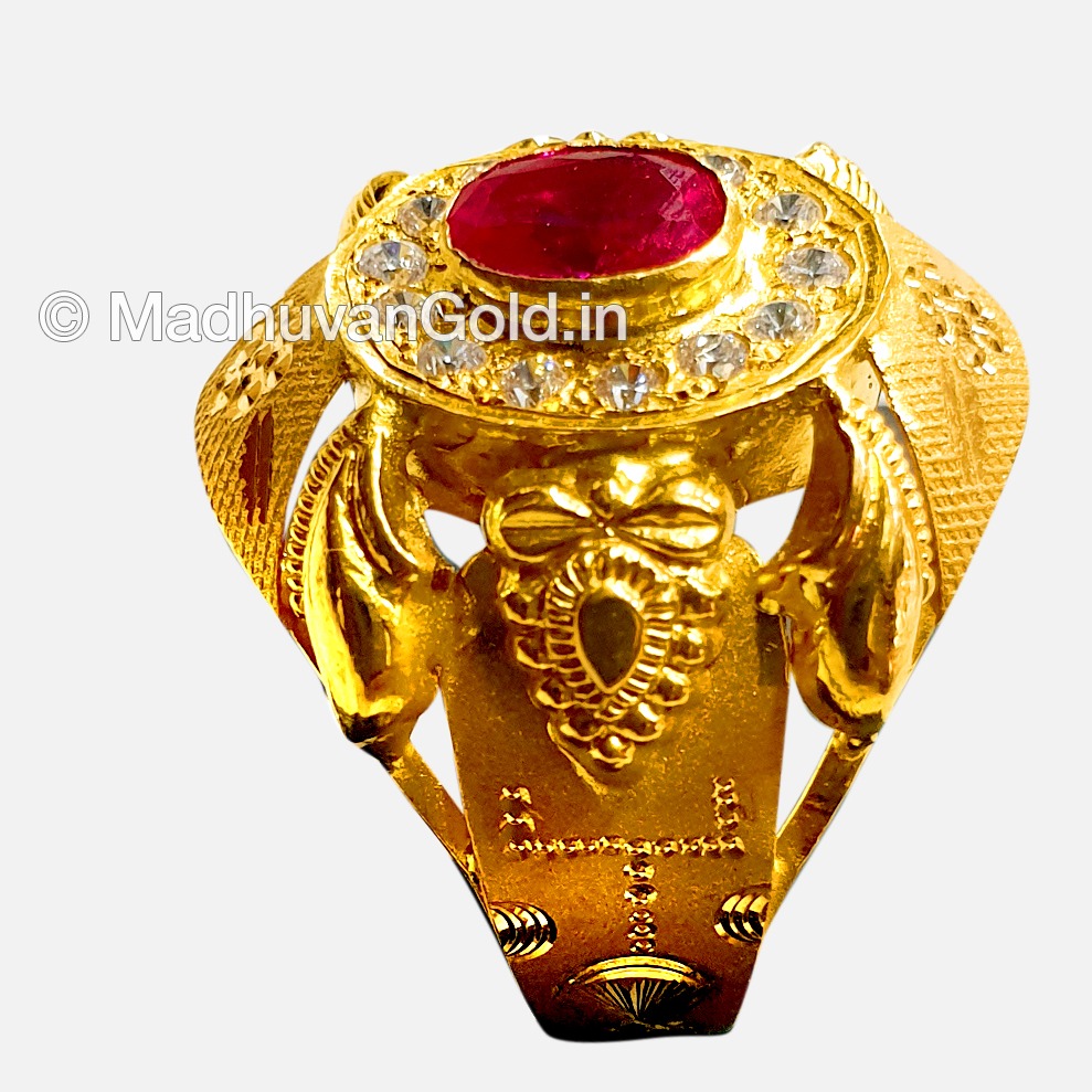 916 Gold Indian Gents Ring