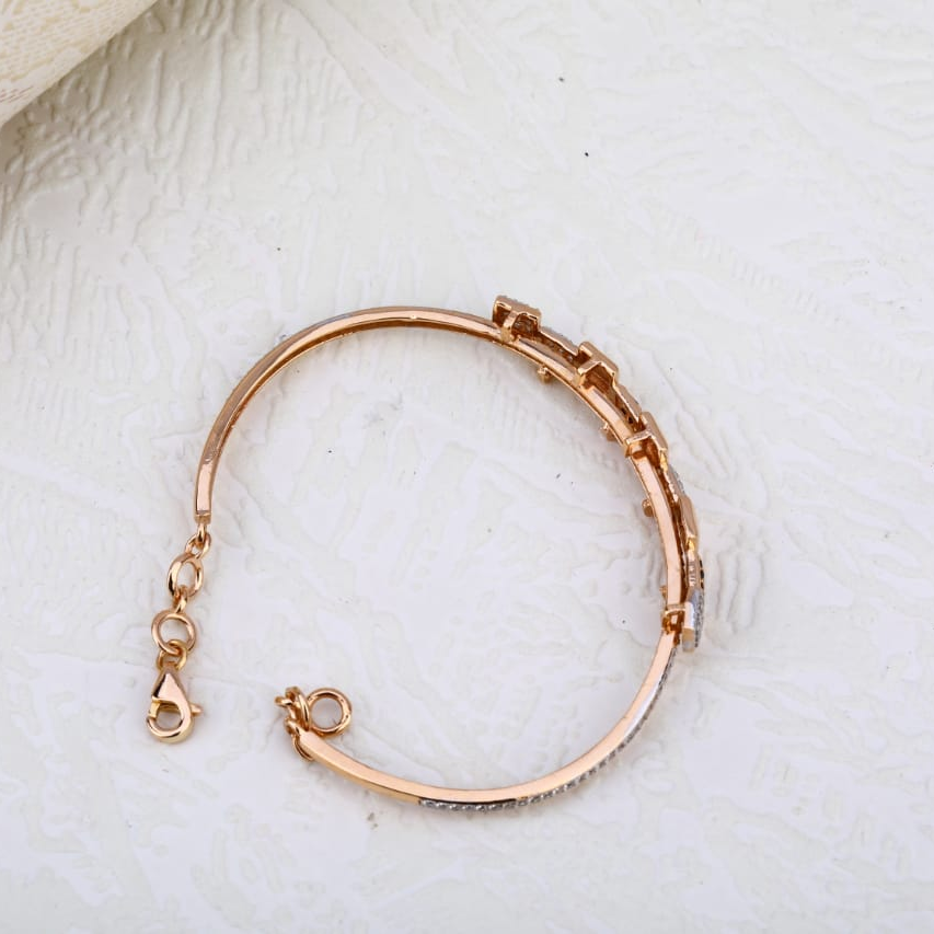 750 Rose Gold Hallmark Fancy Ladies Kada Bracelet RLKB332