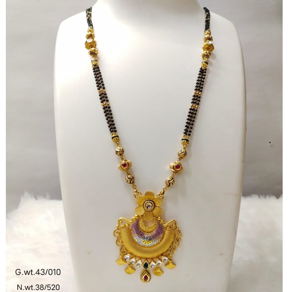 22 carat gold traditional ladies mangalsutra RH-MN833