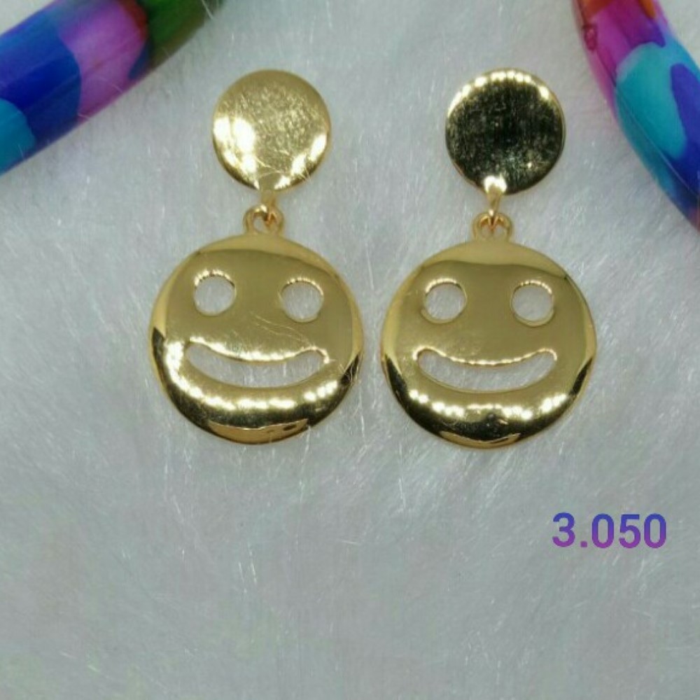 Gold Gorgeous Design Earrings