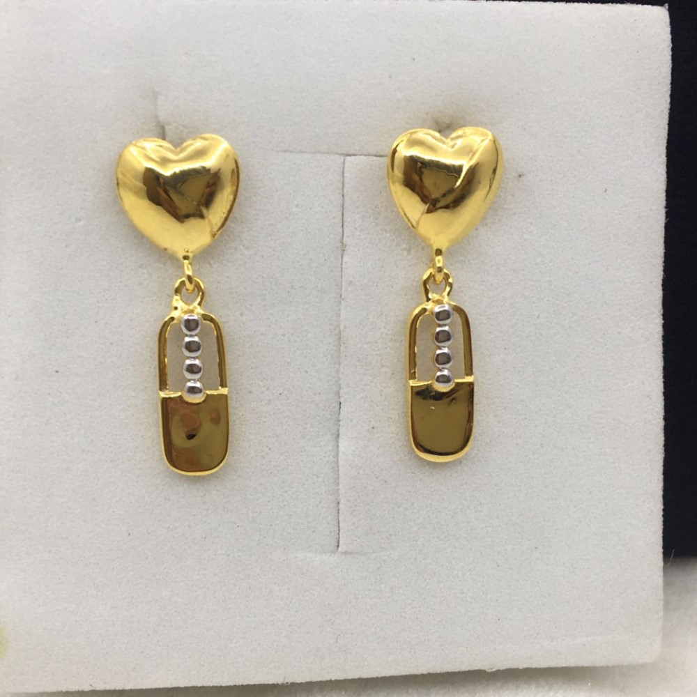 18k Yellow Gold Modern Daily Wear Earrings
