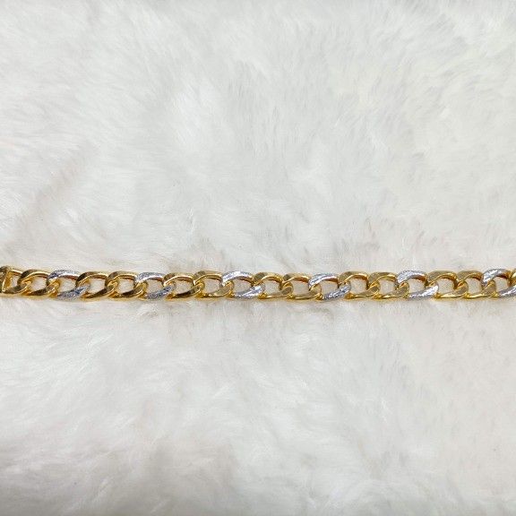 916 Gold Hollow Lucky