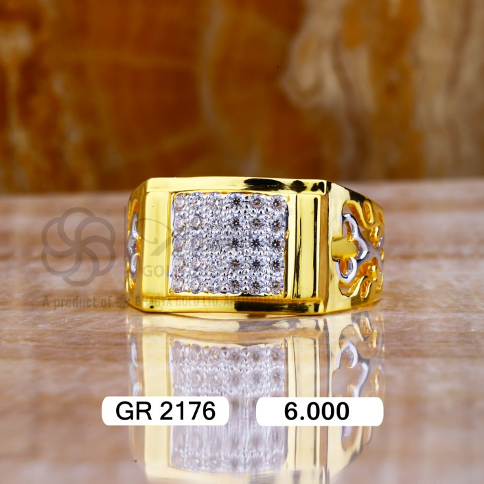 22K(916)Gold Gents Fancy Diamond Ring