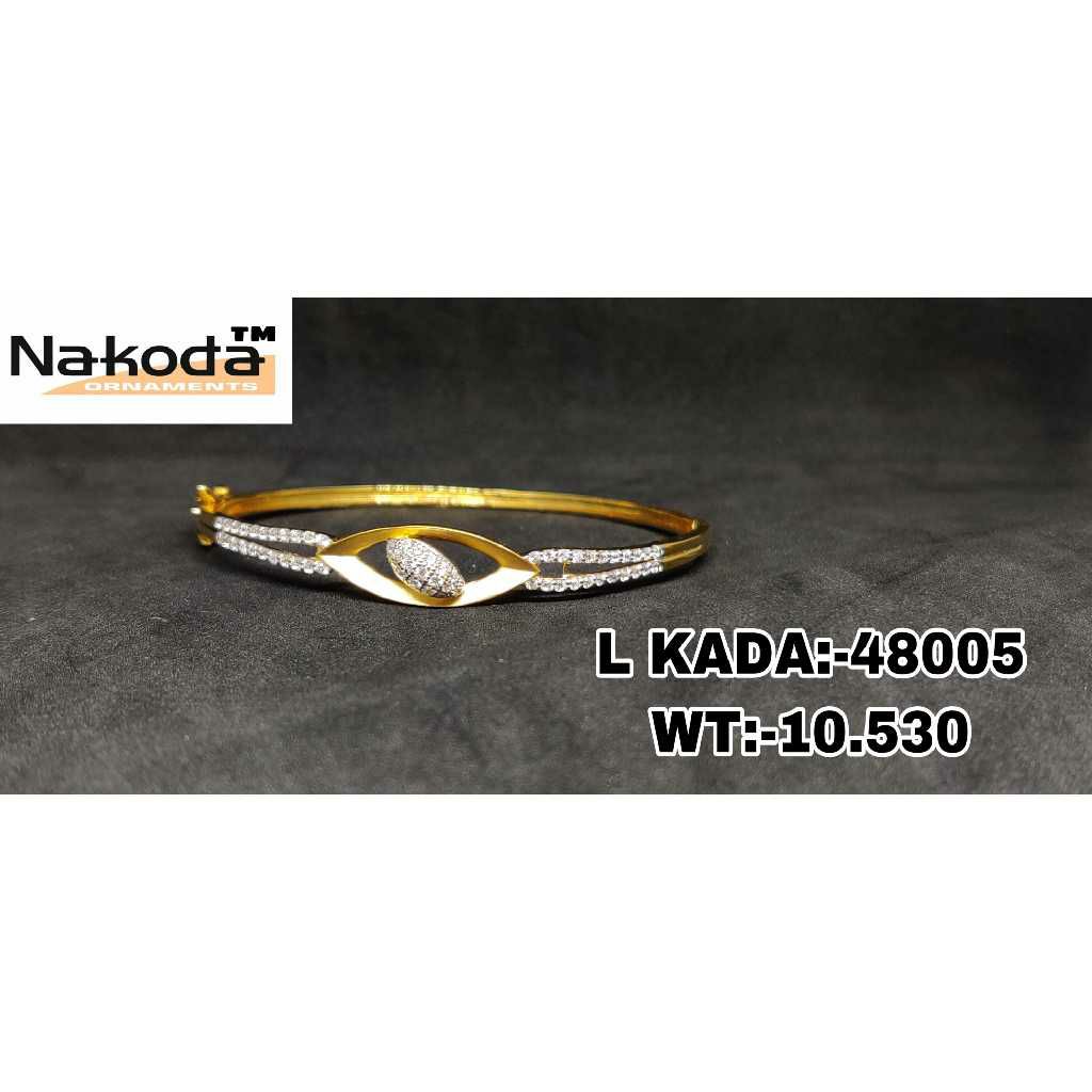 18K Exclusive Ladies Gold Kada