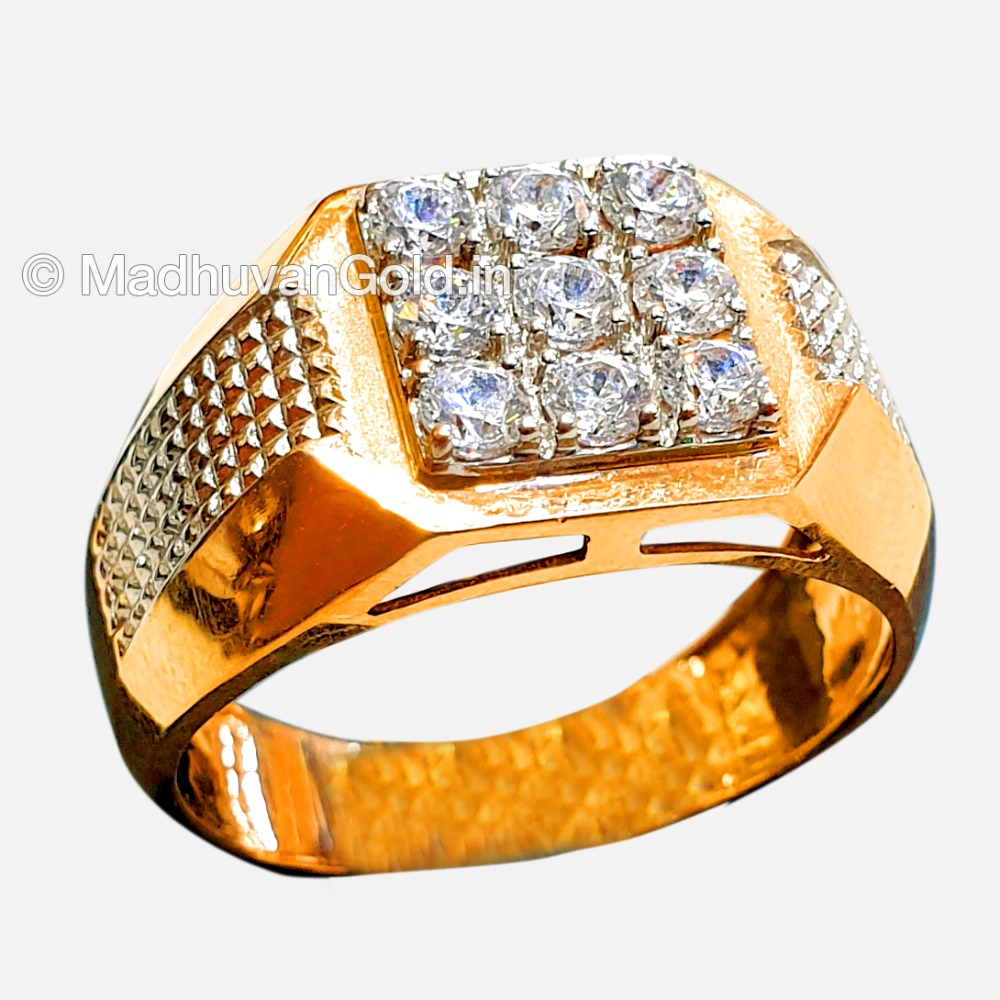 18KT Rose Gold Attractive Gents Ring