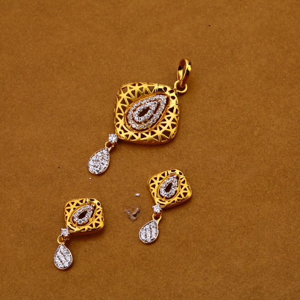 916 Cz Designer Ladies Hallmark Pendant Set FPS160