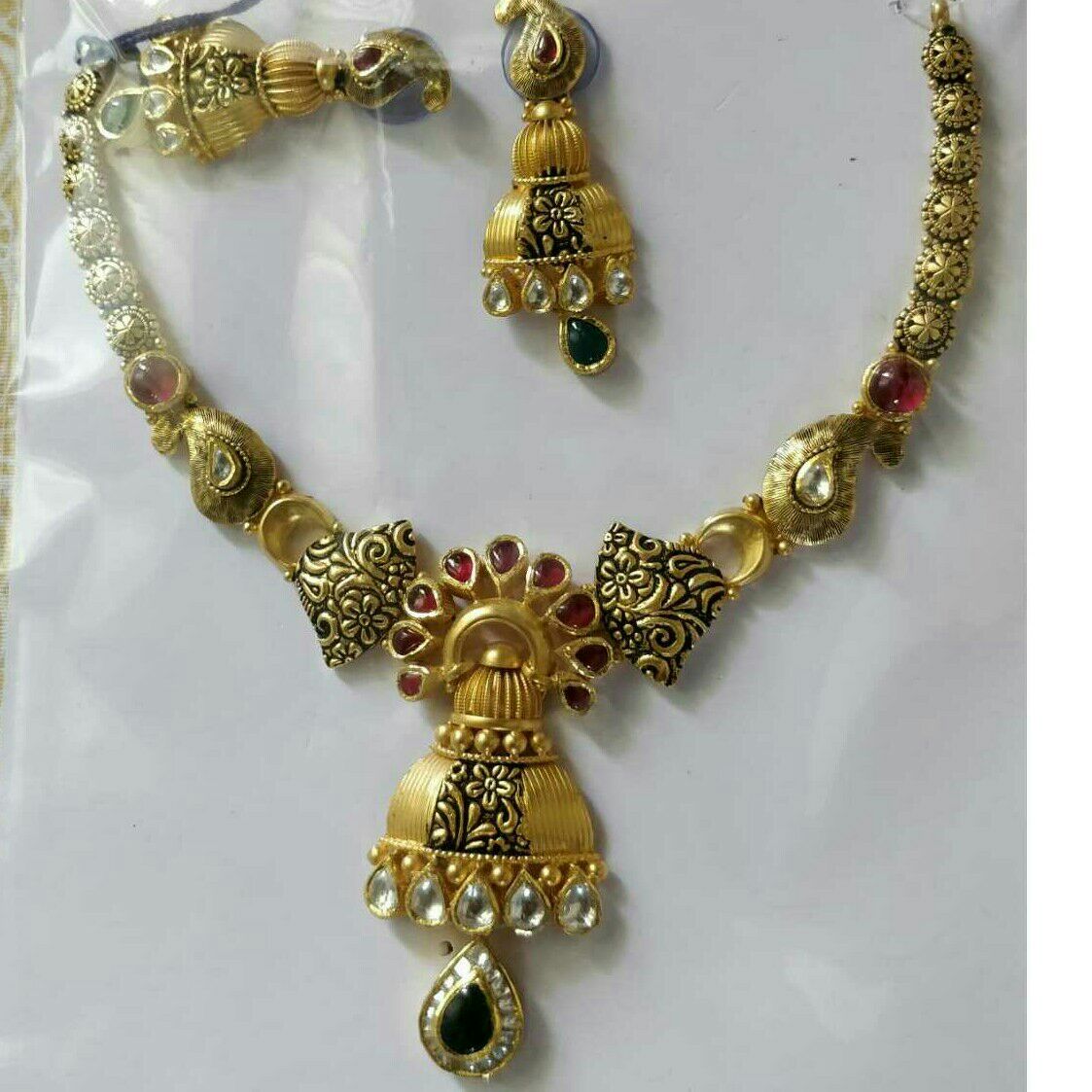 22K / 916 Classic Gold Ladies Jadtar Wedding Necklace Set