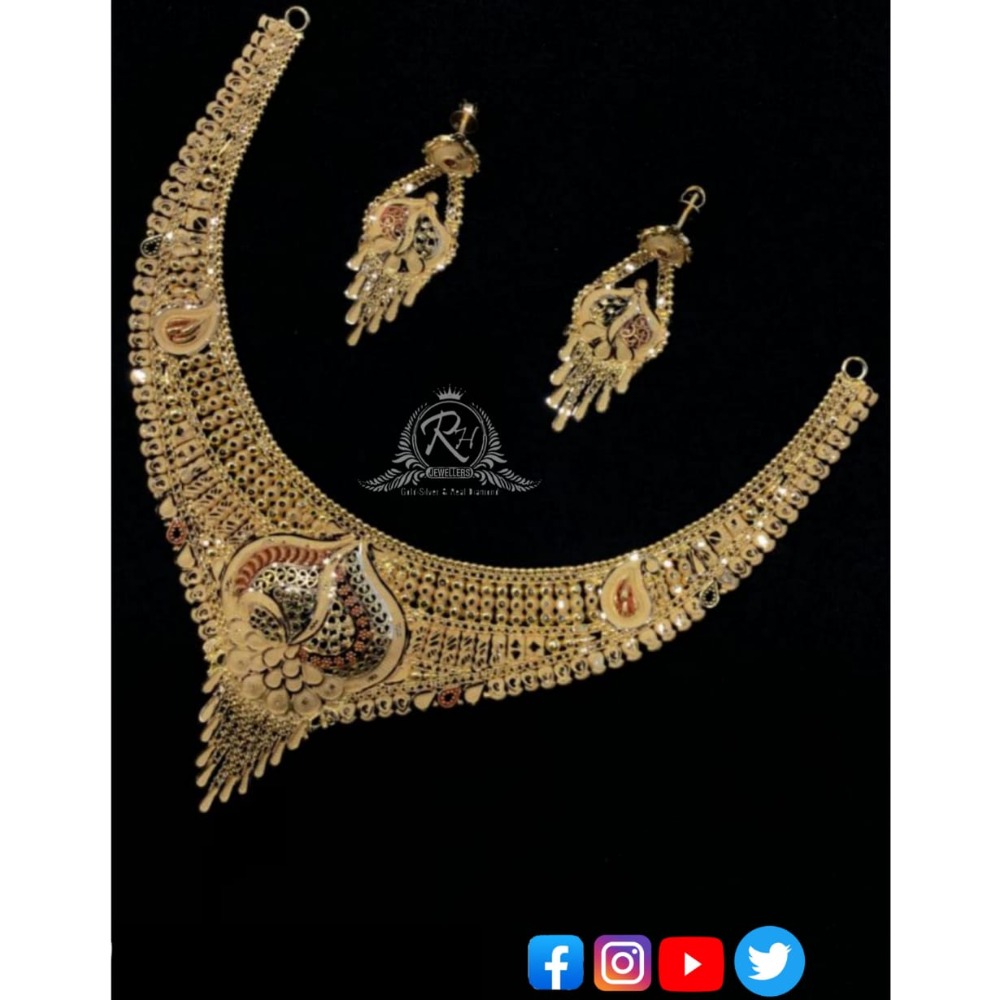 22 carat gold traditional ladies necklace set RH-NS361