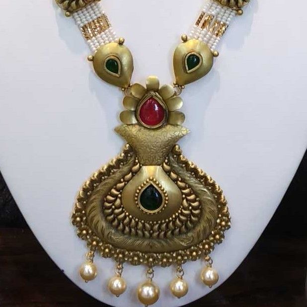 Buy quality 916 Gold Antique Jadtar Necklace Set For Wedding PJ-N006 in  Ahmedabad