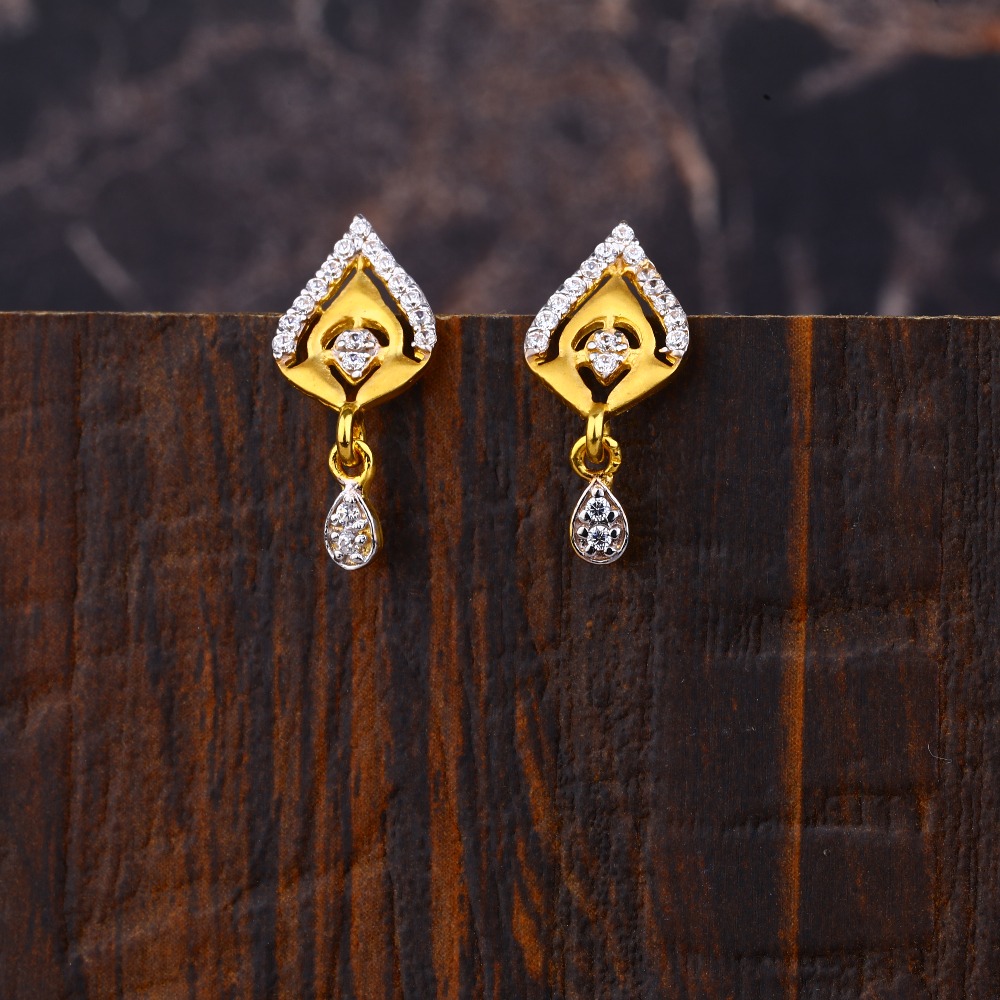 fancy gold casting earrings