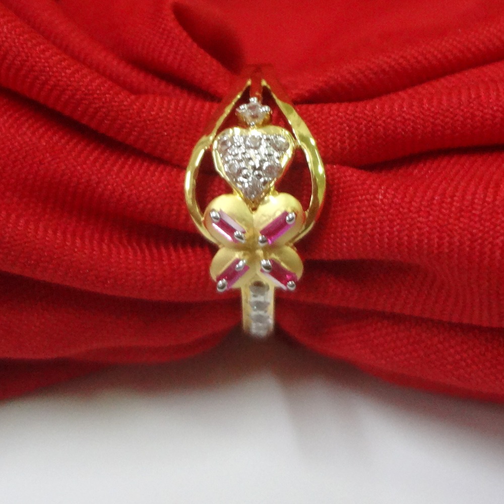 Stylish  ruby colour diamond 22 kt gold ring